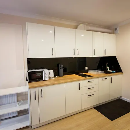 شقة Wyspa Uznam Plac Slowianski سفينويتشي